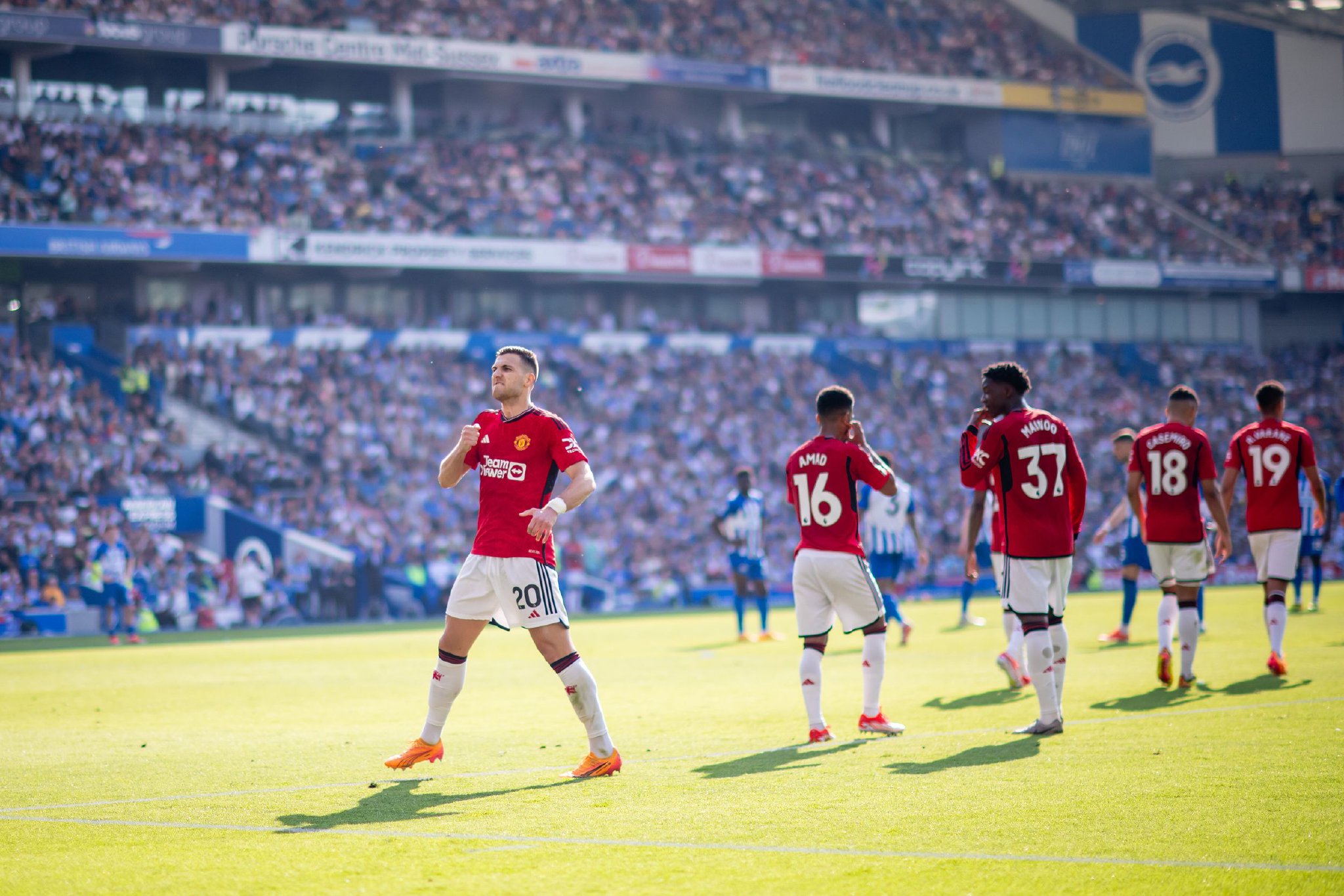 安东尼尼与 安东尼尼与