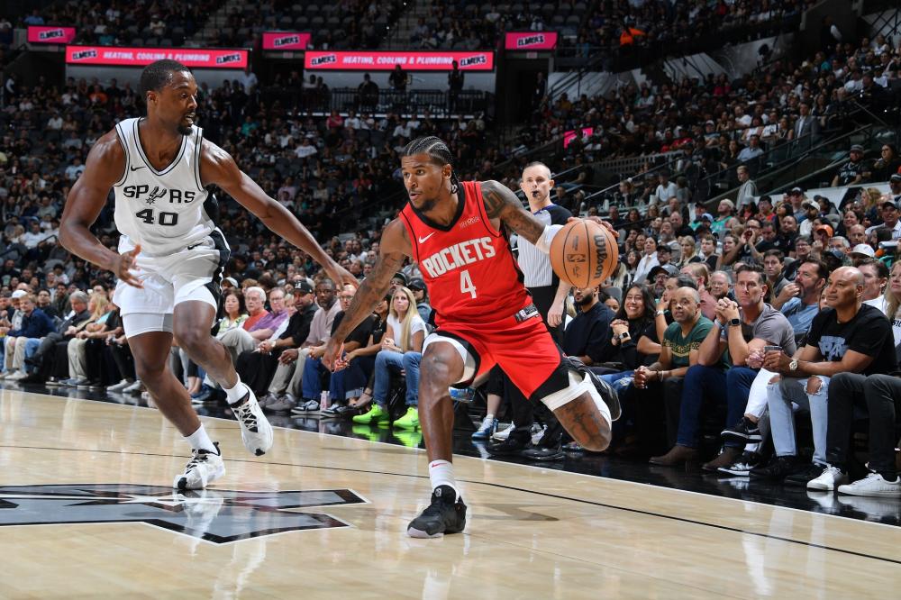 不仅汇聚了 不仅汇聚了