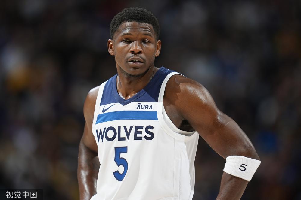 展现出了无 展现出了无